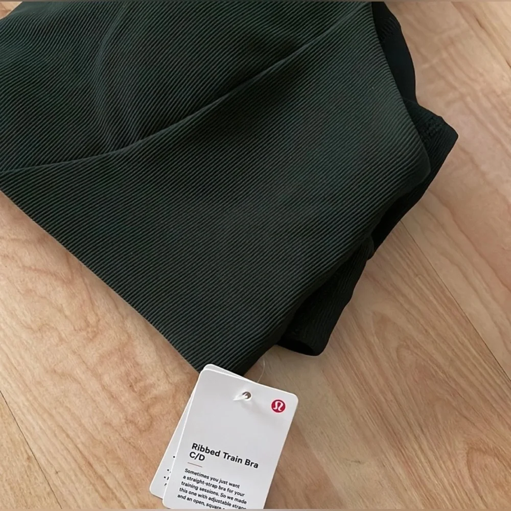 Lululemon Ribbed Training Bra - Picture 2 of 2